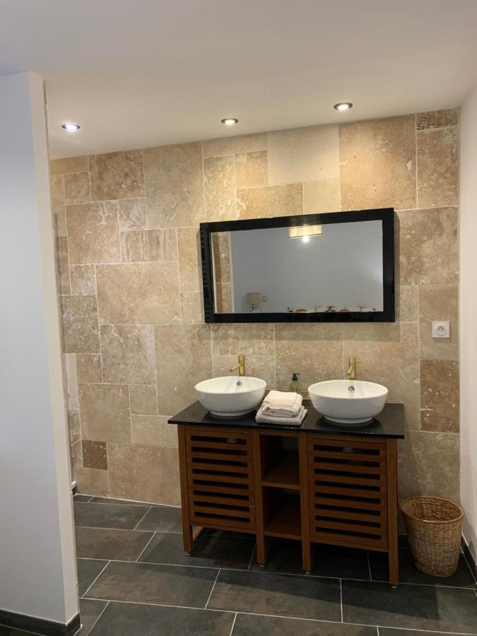 La Bonbonniere Gite De Charme Avec Jacuzzi Malaucène Exterior foto